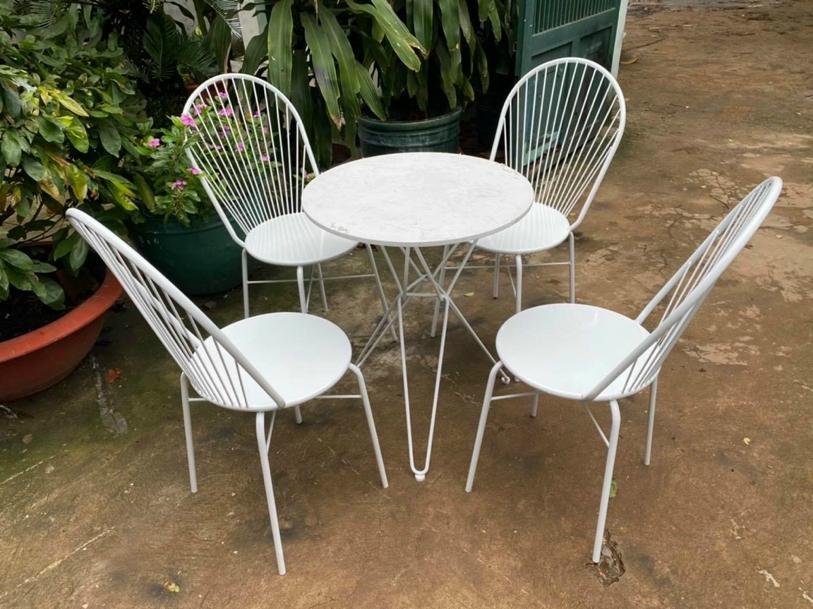 ghế sắt sân vườn