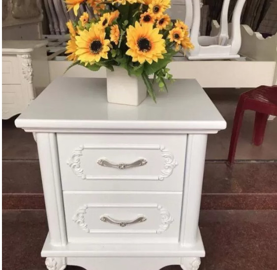 tủ đầu giường tân cổ điển