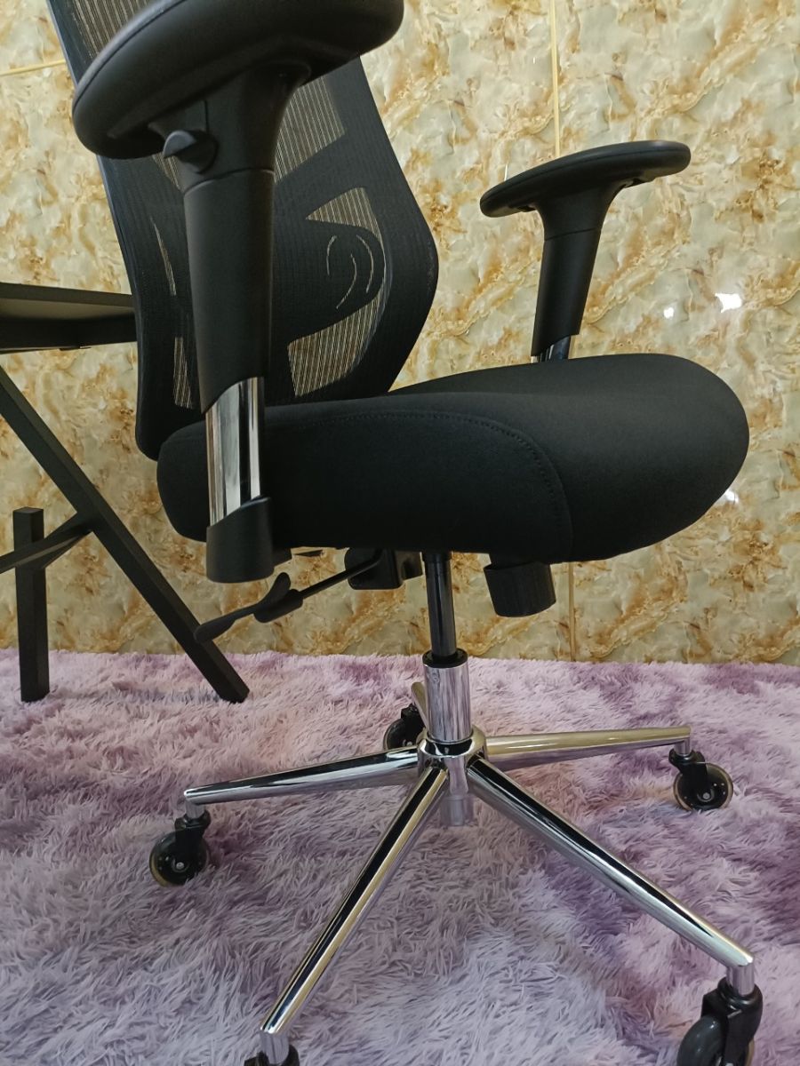 Ghế công thái học mới PT1098