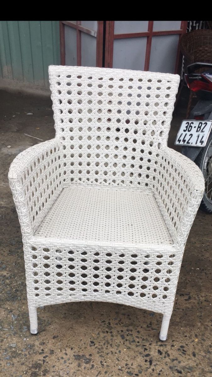 ghế nhựa giã mây mã PT 005