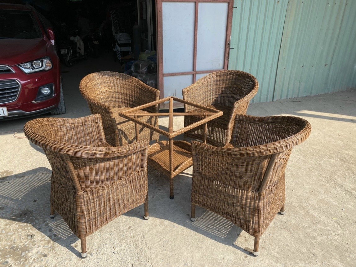 mây nhựa thúng xòe mã PT005