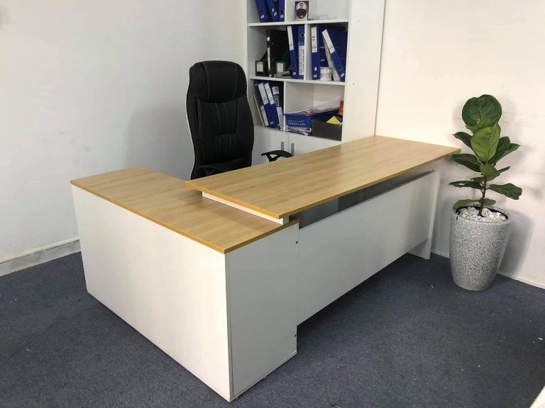 Bàn Giám Đốc L PT116