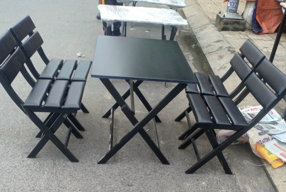 BỘ XẾP QUÁN NHẬU BỌC NIỆM SƠN ĐEN