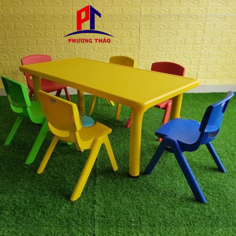 Bàn học sinh mẫu giáo  nhựa cao cấp chữ nhật 60×120