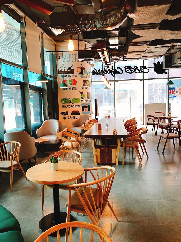 GHẾ GỖ CAFE GENNY BỌC NIỆM