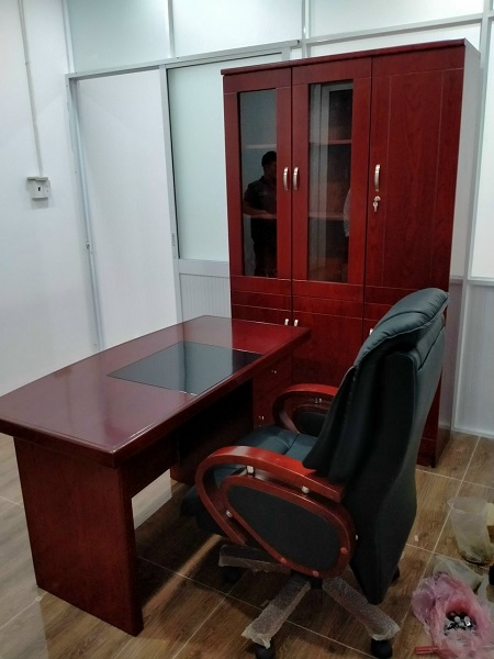 Bàn Giám Đốc PT08