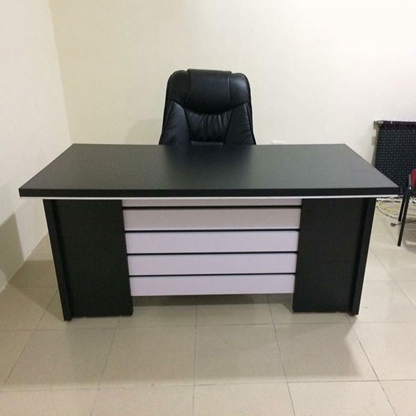 Bàn Giám Đốc PT105