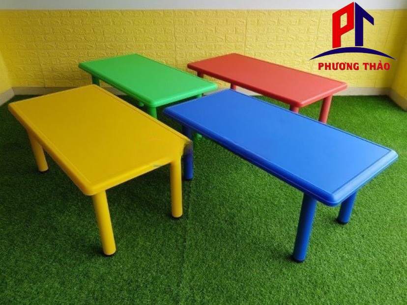 Bàn học sinh mẫu giáo  nhựa cao cấp chữ nhật 60×120