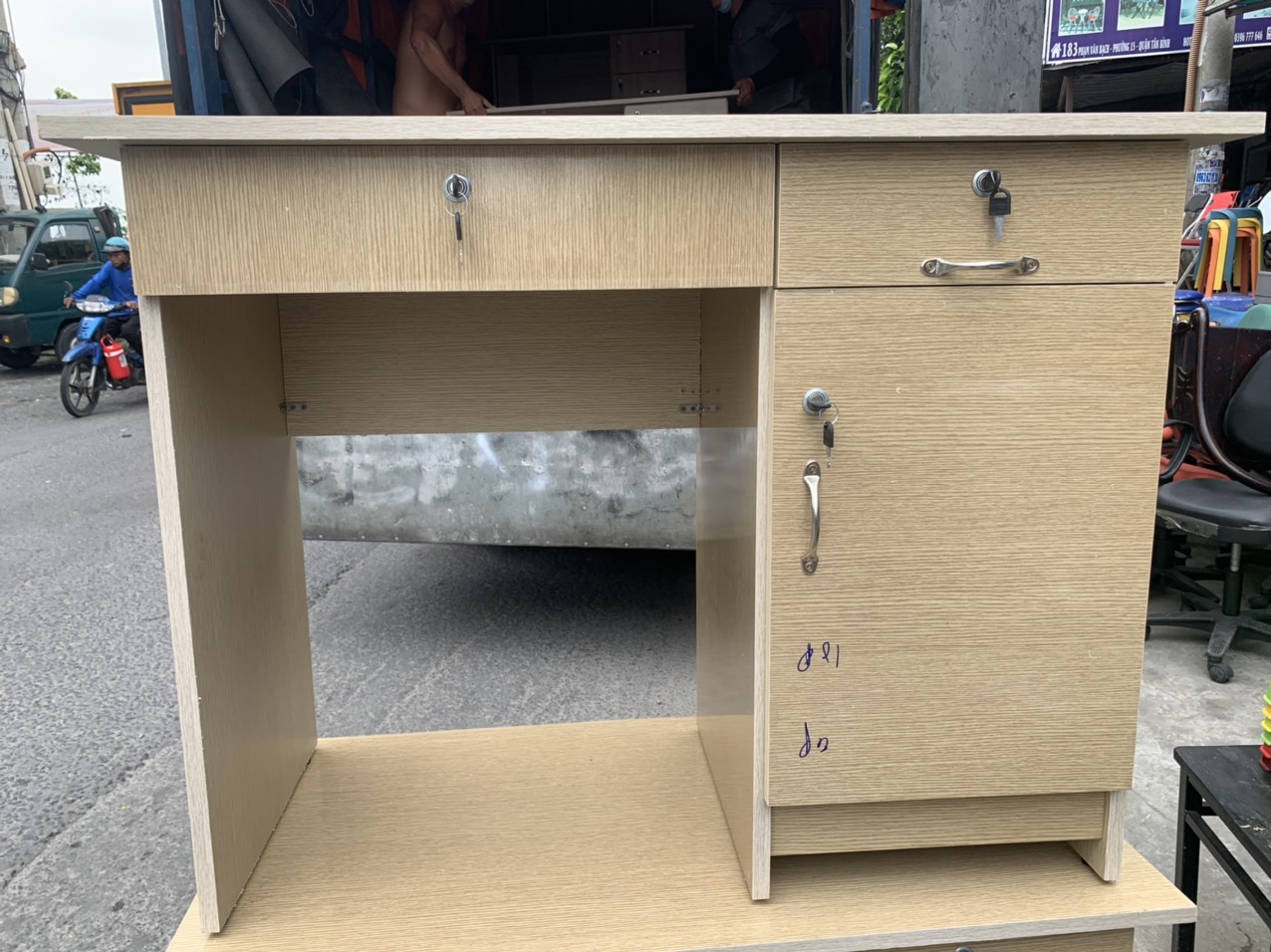 BÀN NHÂN VIÊN 4 HỘC 6X1M2