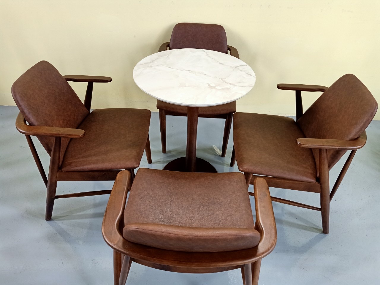 Bàn Ghế Quán Cafe PT212