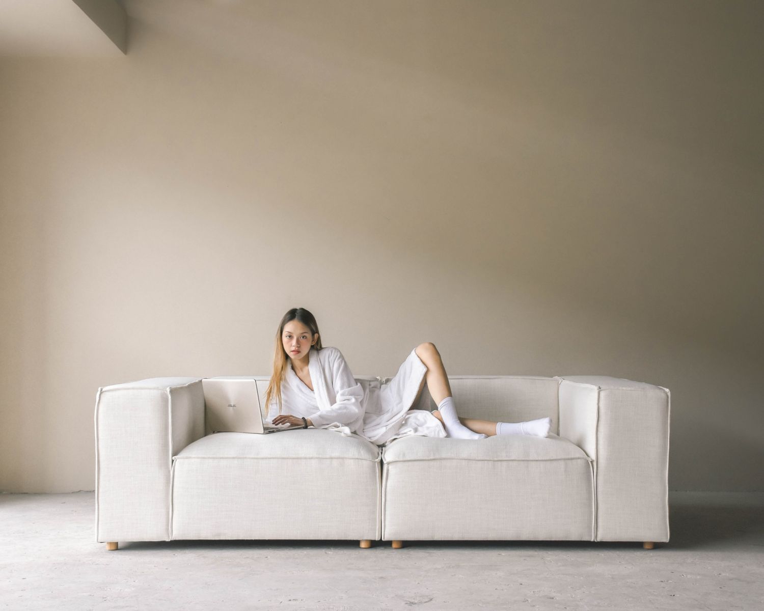 LOVESEAT ÁNH SÁNG VUÔNG