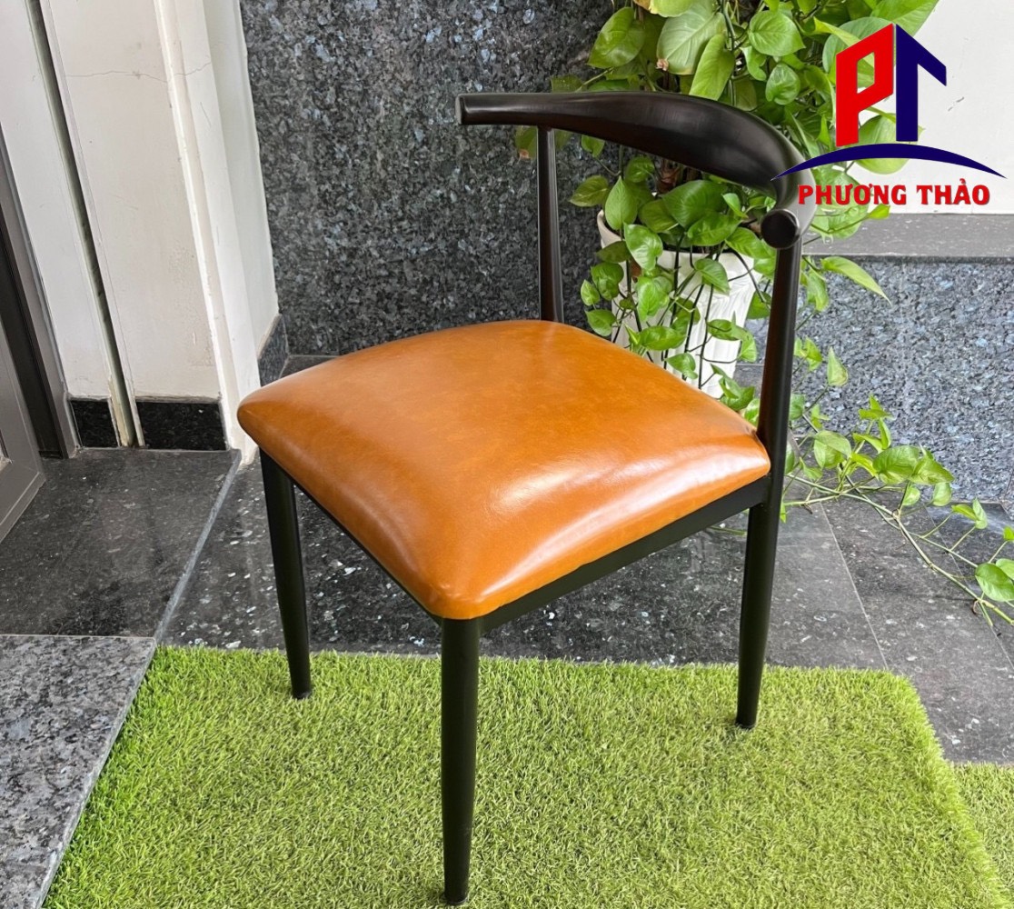 Ghế Bull Khung Sắt Bọc Da SK01