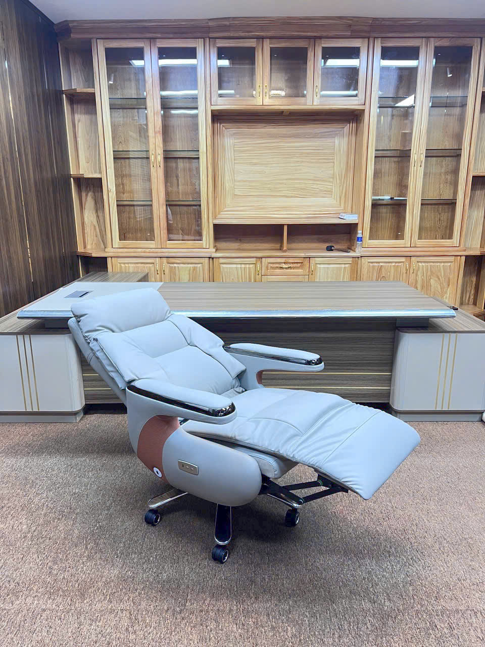 GHẾ GIÁM ĐỐC DA THẬT CAO CẤP T04