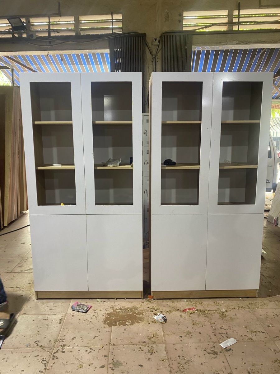 Tủ tài liệu 2 cánh trắng PT04