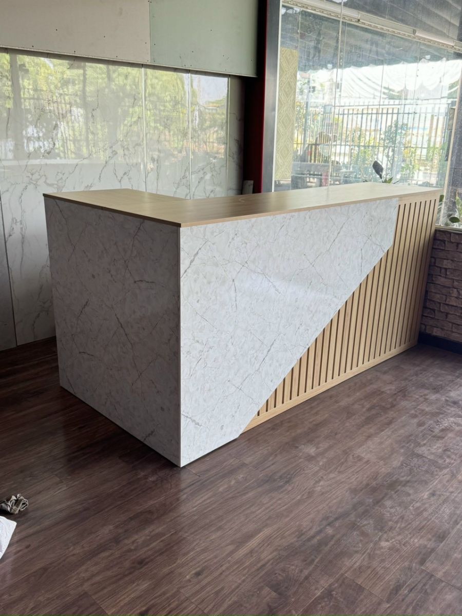 Quầy Lễ Tân Gỗ Công Nghiệp PT 999