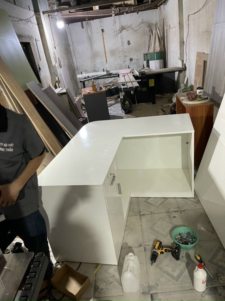 Quầy Lễ Tân Bo Tròn Góc L