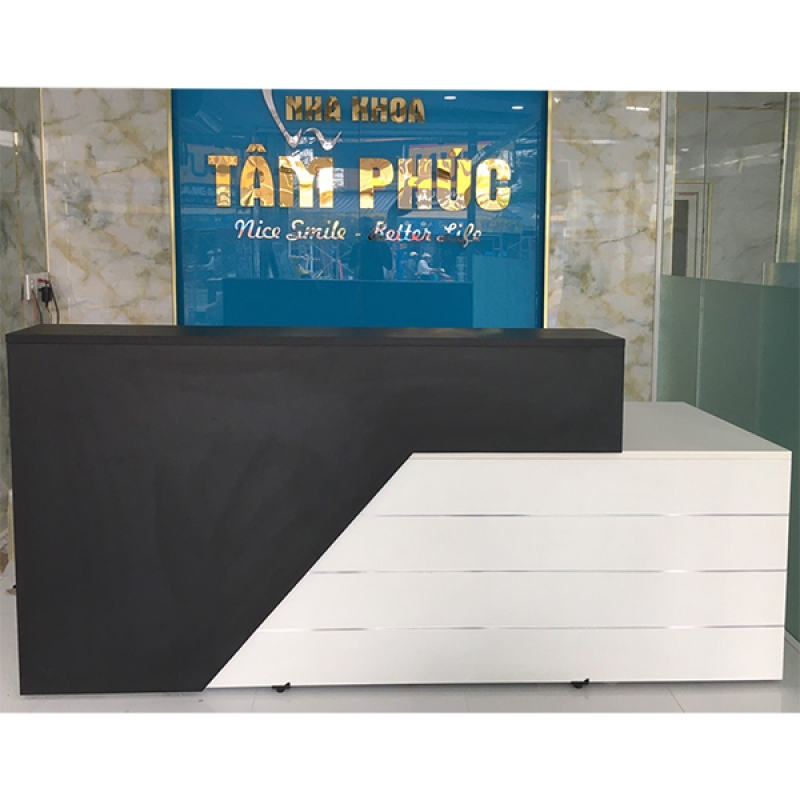 Quầy lễ tân PT992