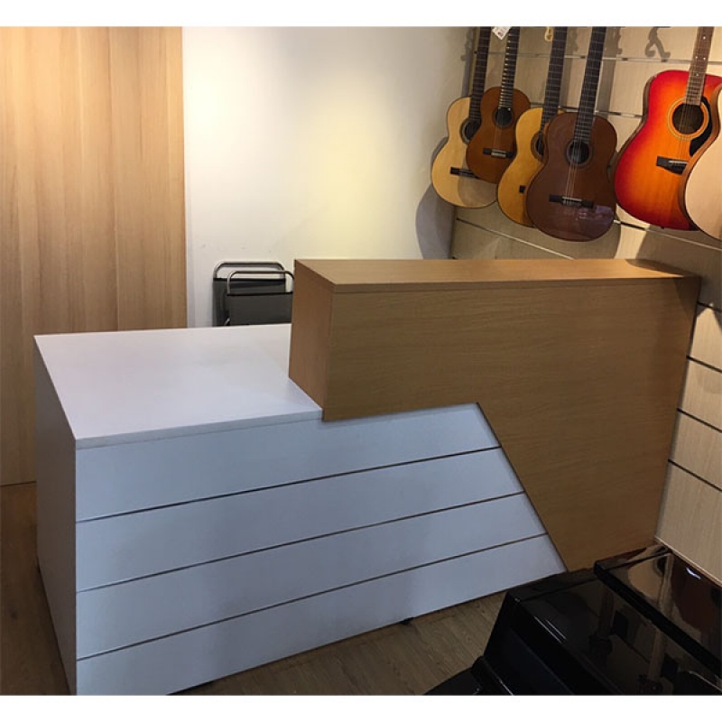 Quầy lễ tân PT992