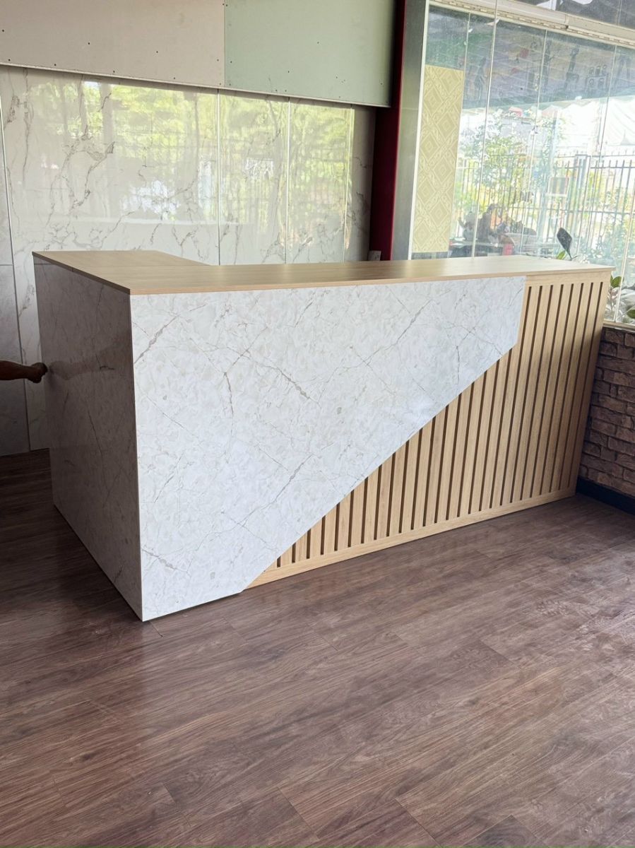 Quầy Lễ Tân Gỗ Công Nghiệp PT 999