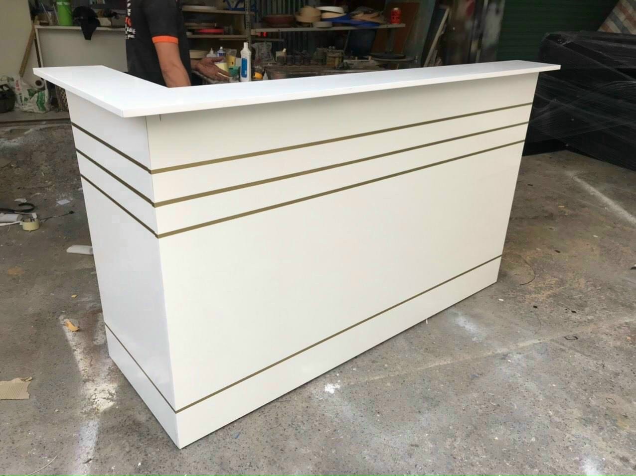 QUẦY LỄ TÂN PT 005