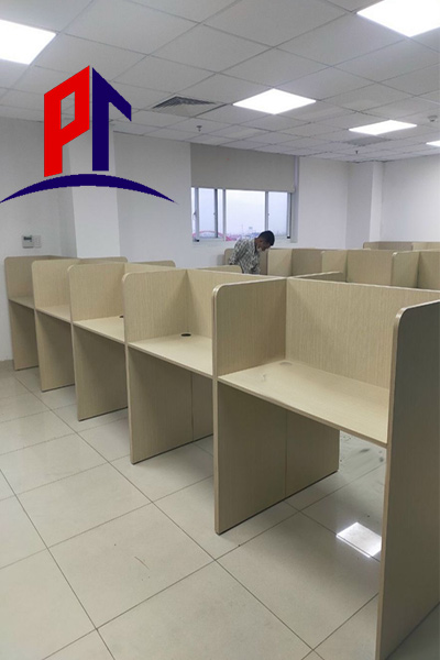 Bàn họp vách ngăn cho 10 Người PT039