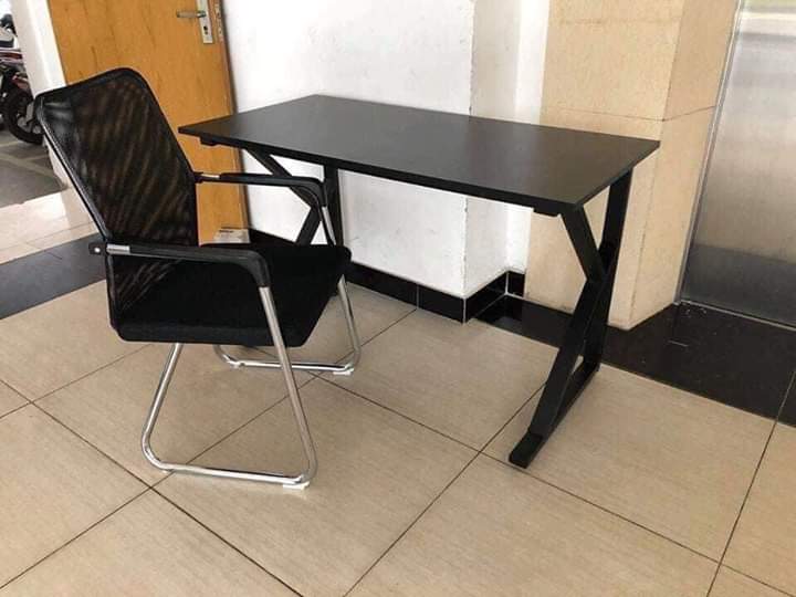 Bàn chân chữ K kèm ghế chân quỳ PT061