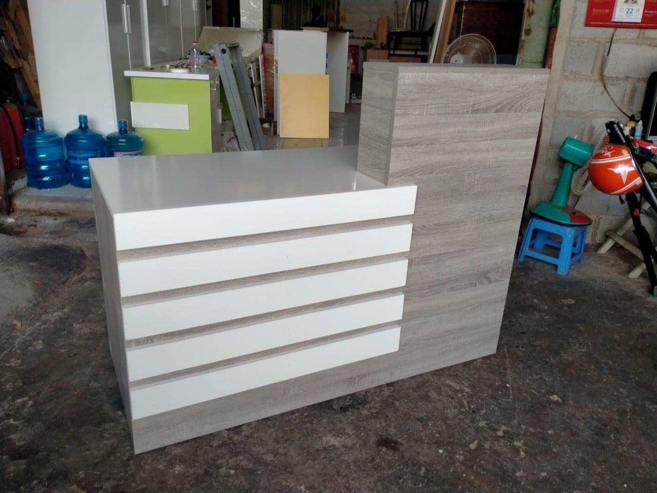 quầy lễ tân đẹp nhỏ gọn PT1023