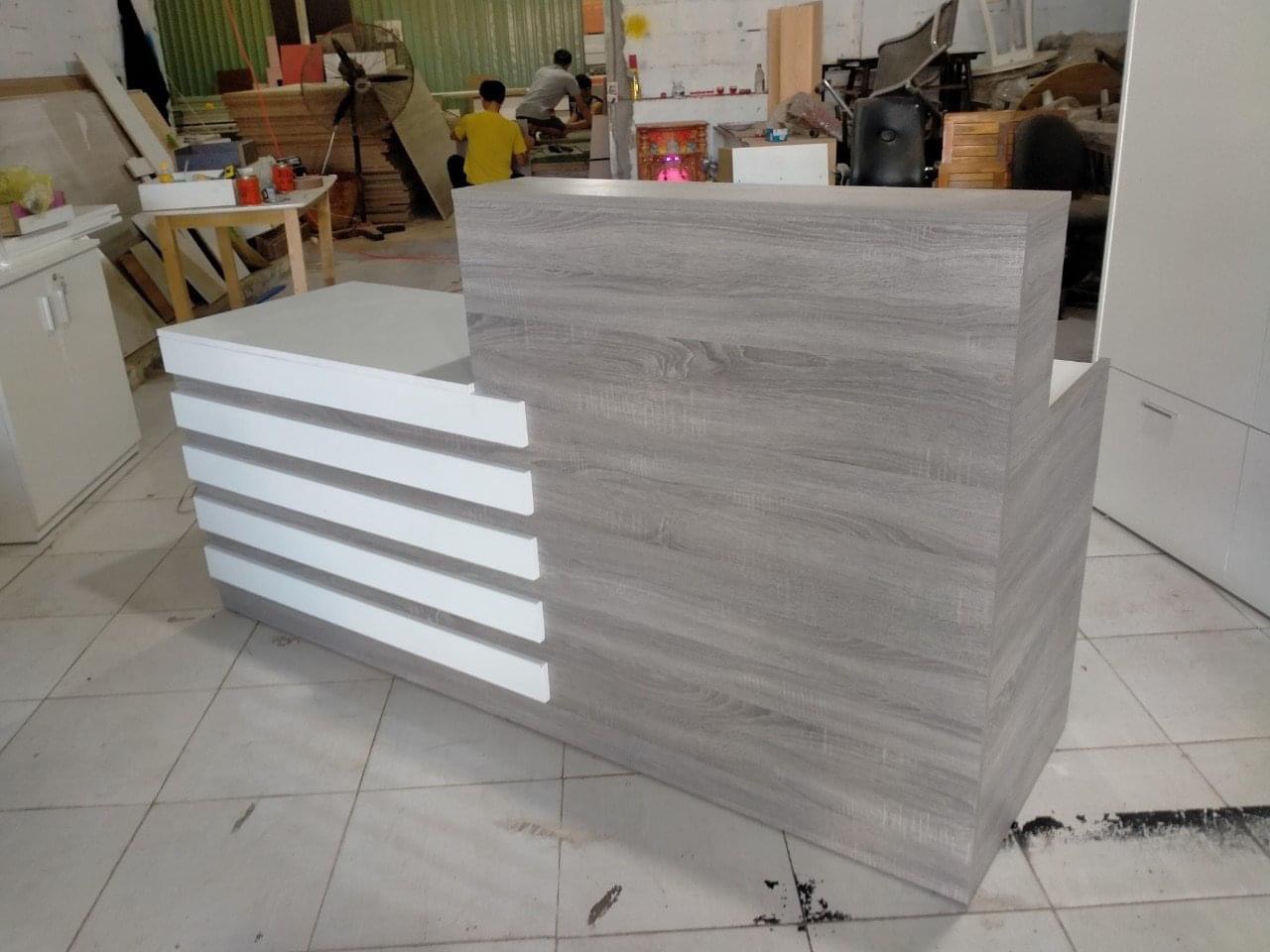 quầy lễ tân đẹp nhỏ gọn PT1023