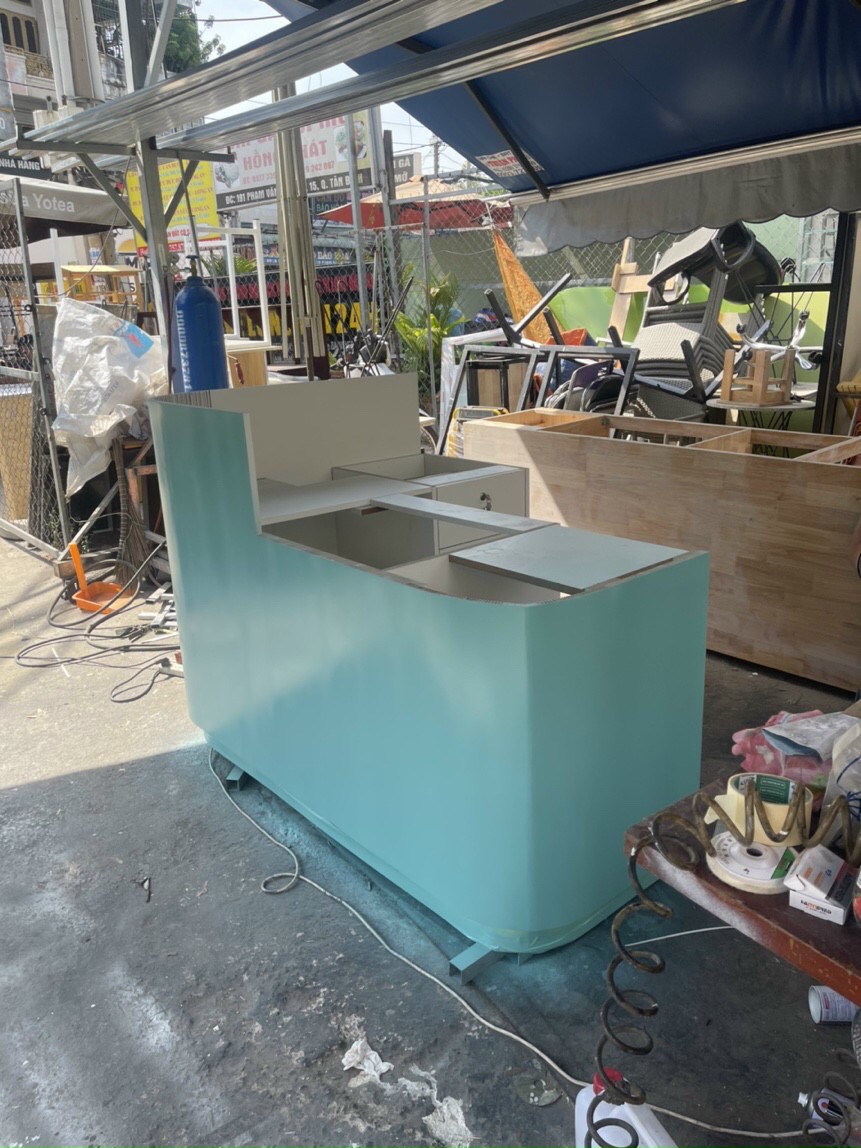 QUẦY LỄ TÂN BO CONG L PT1087